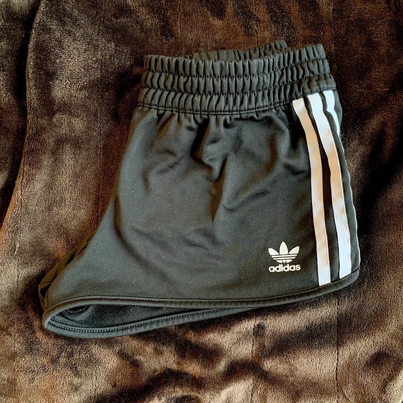 Adidas shorts - Picture 1 of 3